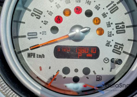 2006 Mini Cooper z USA, uszkodzony, nr VIN WMWRC33516TJ77233